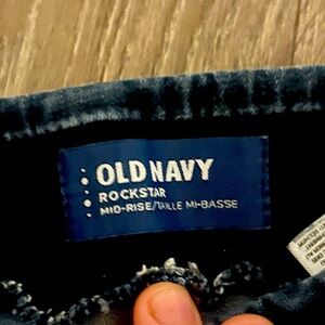 Old Navy Jegging type of pants.